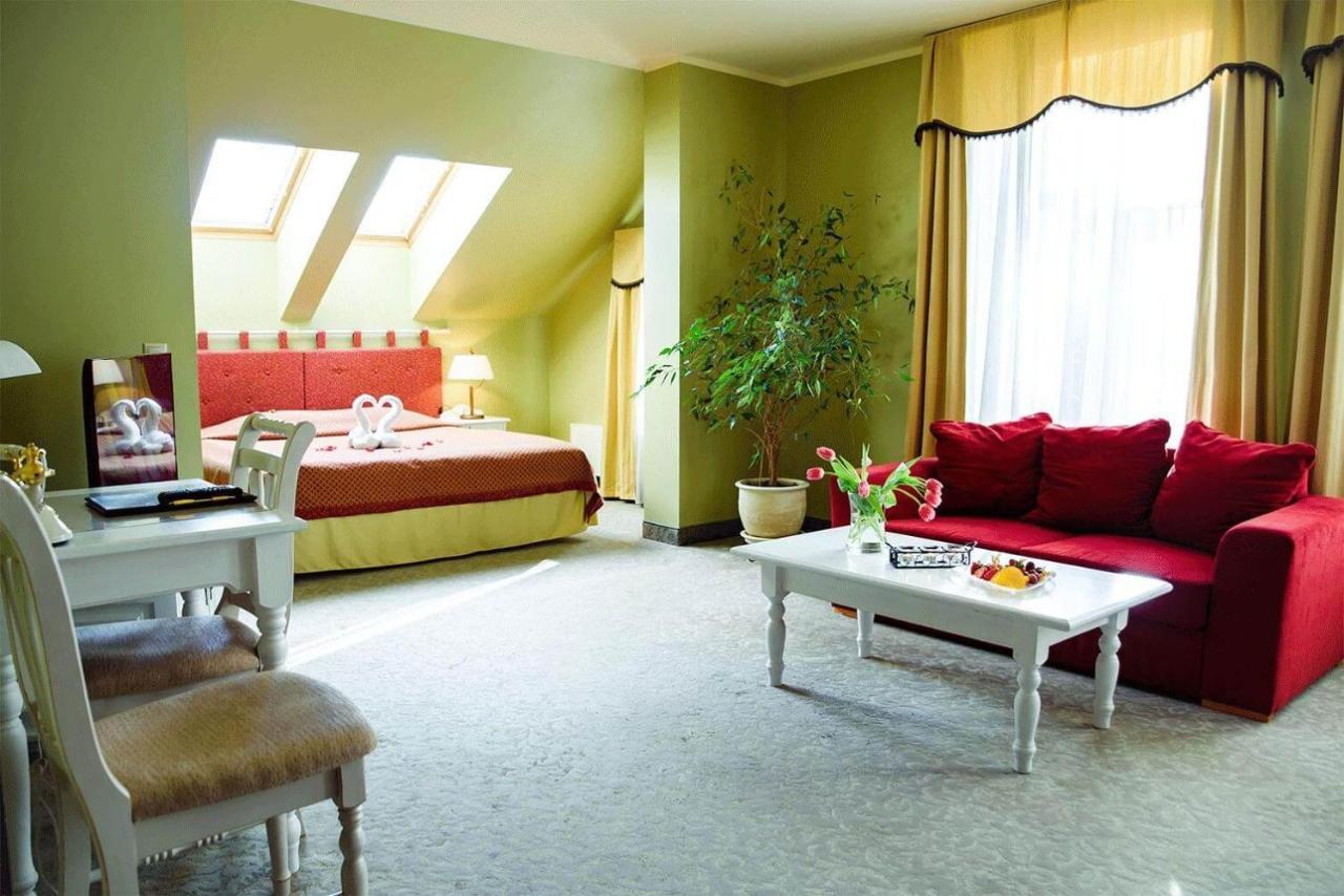 Hotel Metsis Valga Eksteriør bilde