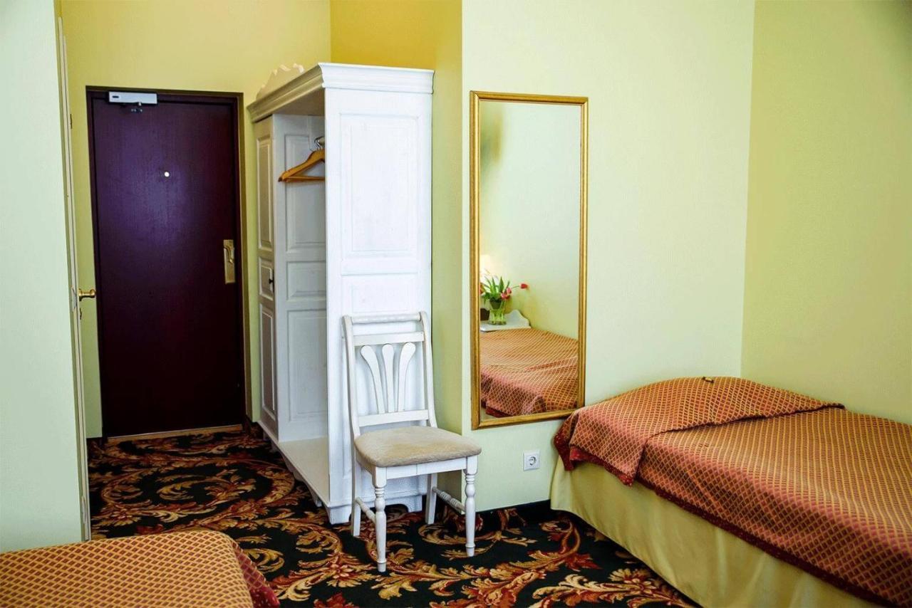 Hotel Metsis Valga Eksteriør bilde