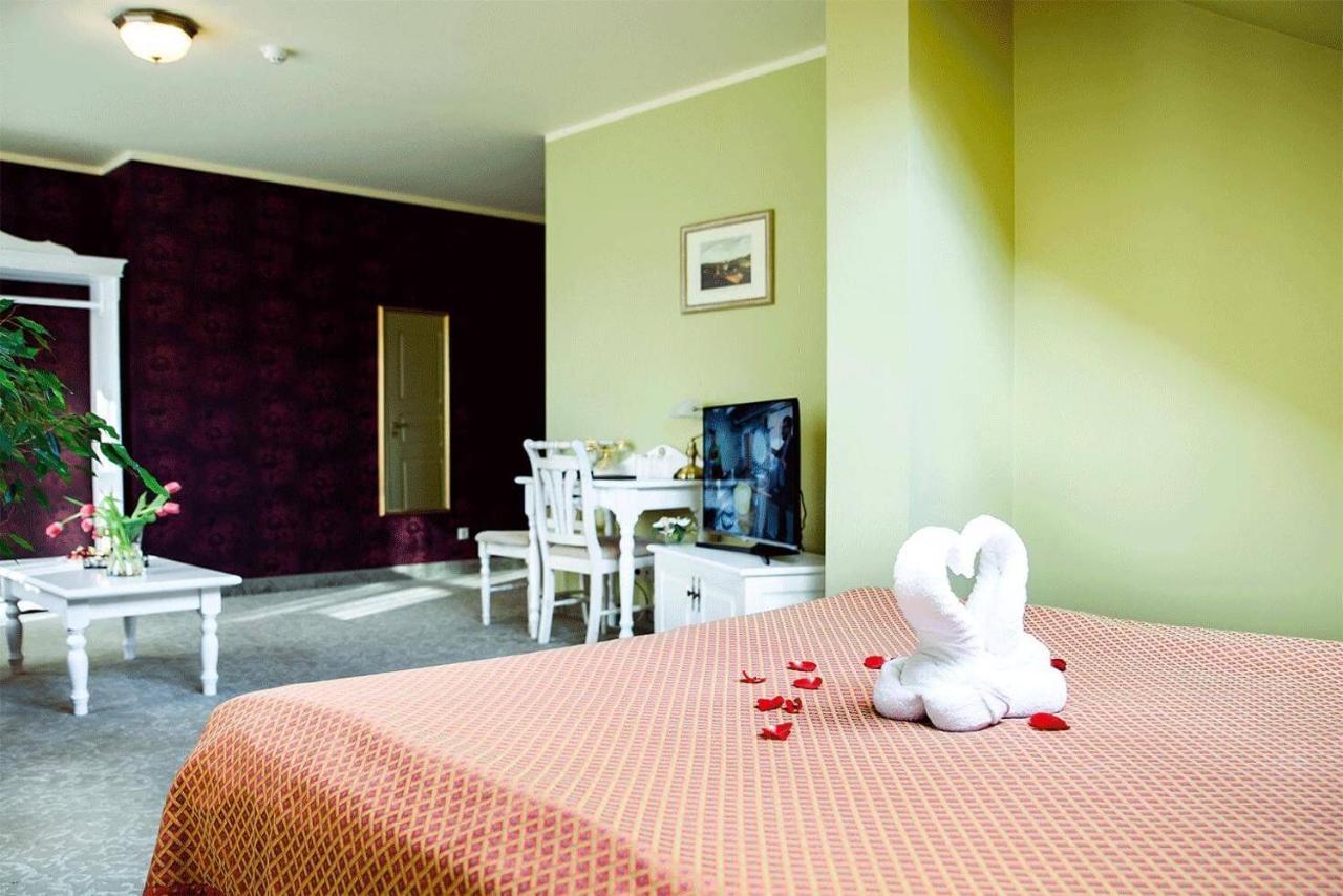 Hotel Metsis Valga Eksteriør bilde